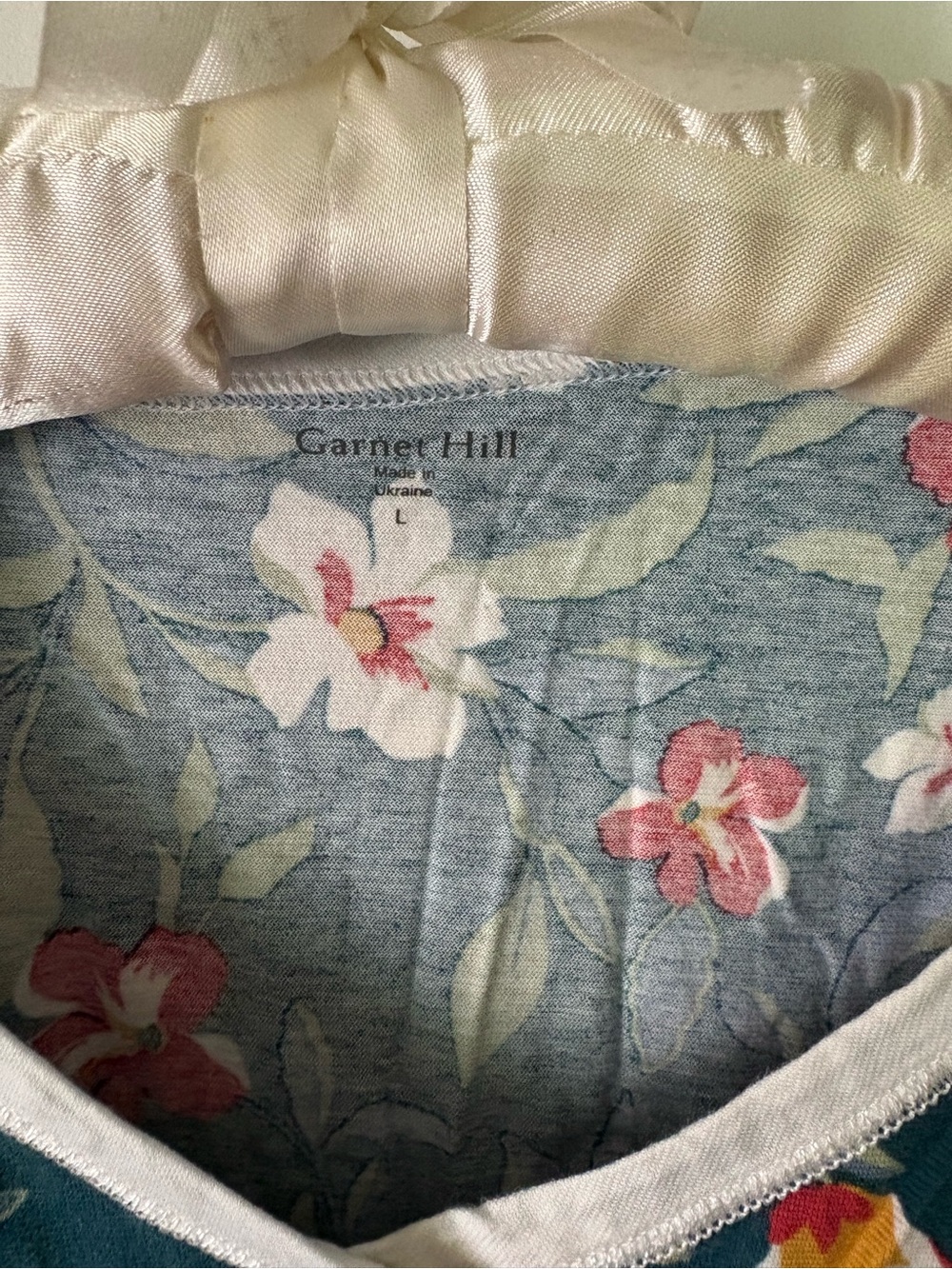 Garnet Hill Asian wrap Nightgown, size Large - Picture 3 of 4
